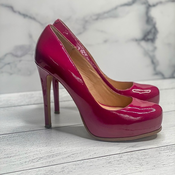 Steve Madden Magenta Patent Leather Heels - Picture 1 of 2